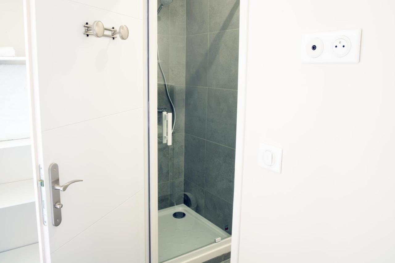 T2 - 28M2 Avec Cour Et Stationnement, Wifi Et Linge Fournis Lägenhet Angoulême Exteriör bild