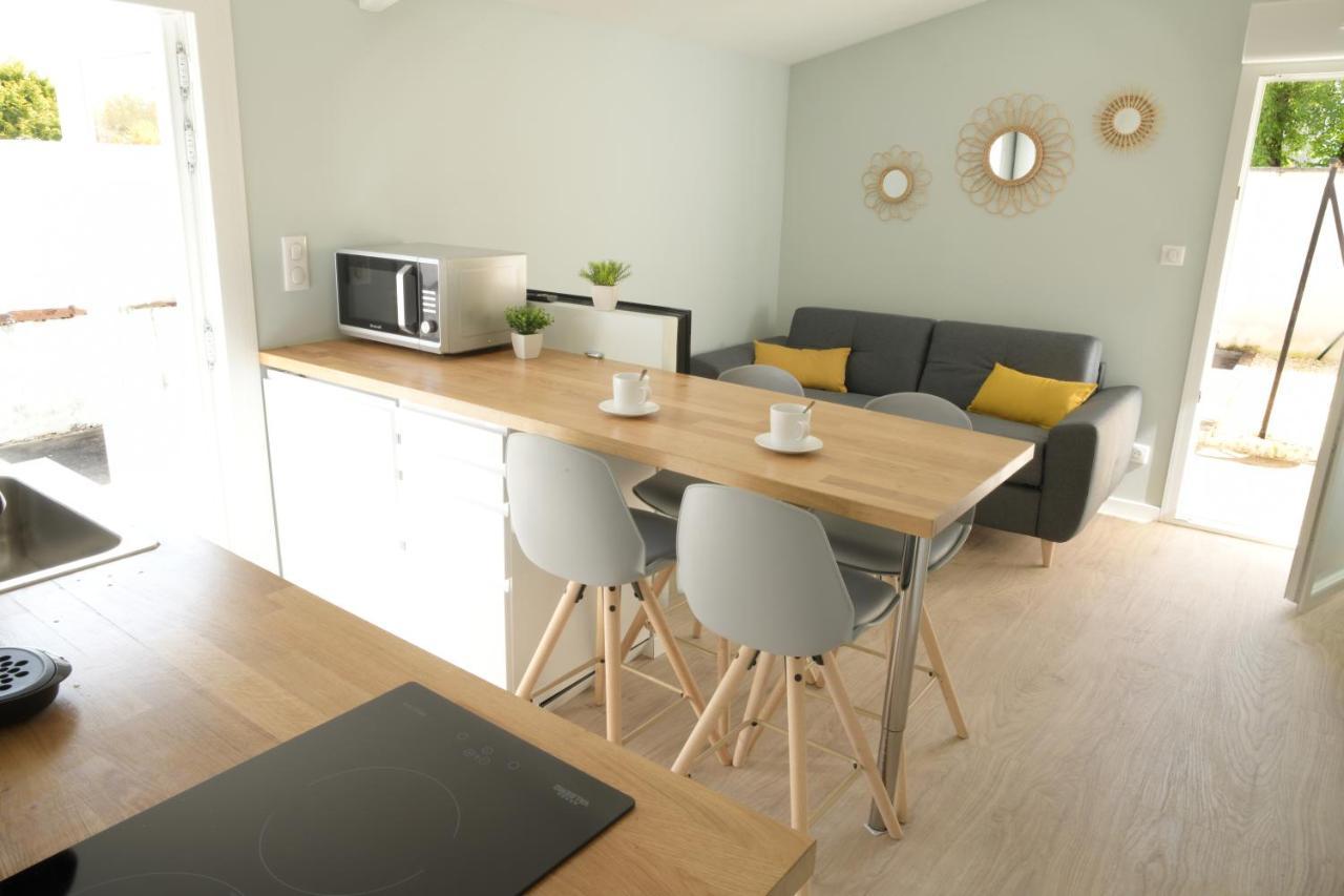T2 - 28M2 Avec Cour Et Stationnement, Wifi Et Linge Fournis Lägenhet Angoulême Exteriör bild